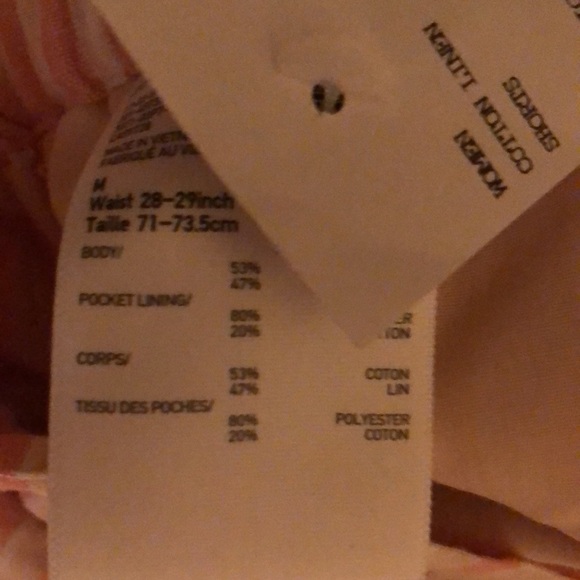 Two uniqlo cotton blend women’s striped shorts Medium - Picture 8 of 8